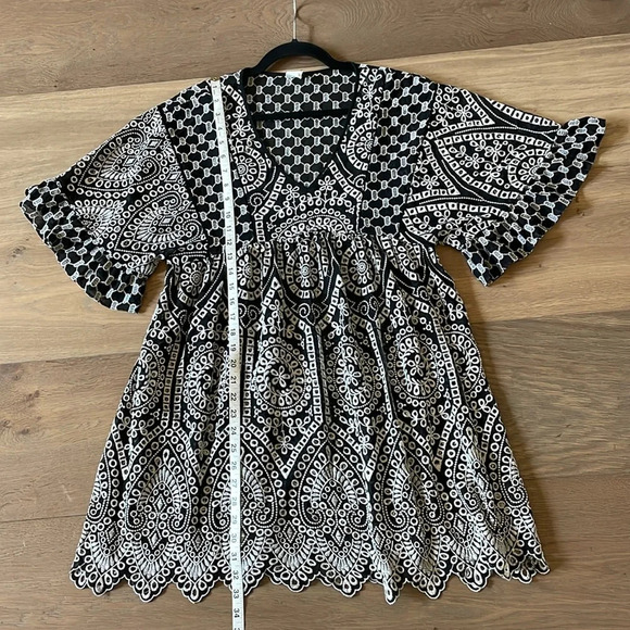 Anthropologie Brooke Eyelet Swing Dress by Akemi + Kin Black Embroidered SZ 0 - Picture 10 of 11